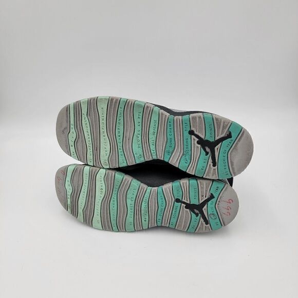 Nike Air Jordan X Size 7Y Silver  Lady Liberty Sneaker 705179-045 Womens sz 8.5 - Picture 8 of 9